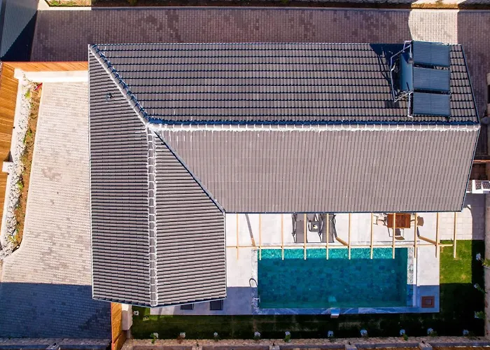 Mugla Stone Daylight 1 Willa